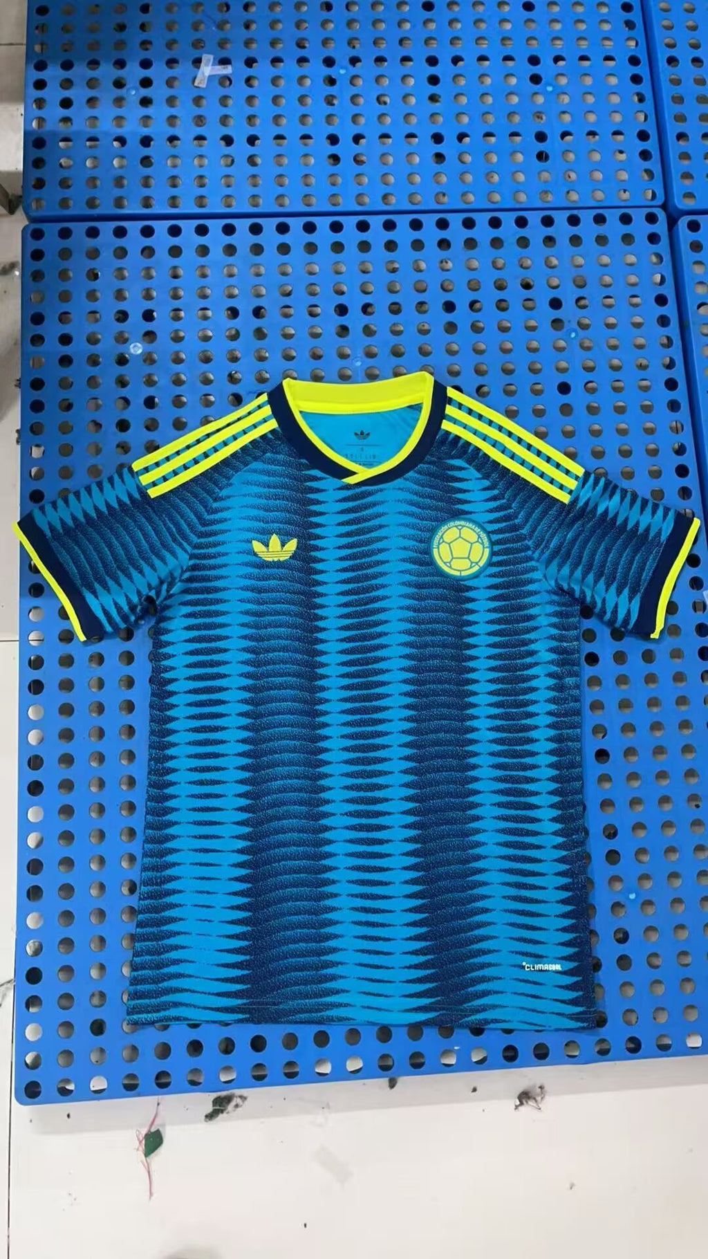 COLOMBIA JERSEY JUGADOR | VISITANTE | COPA MUNDIAL DE LA FIFA 2026 | HOMBRE